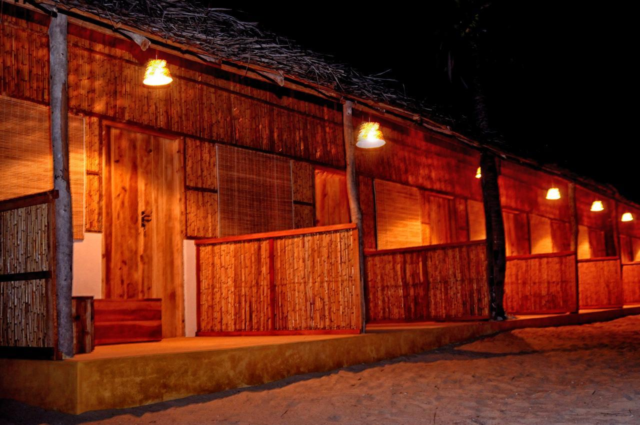 Sandy Edge Kalpitiya Exteriör bild